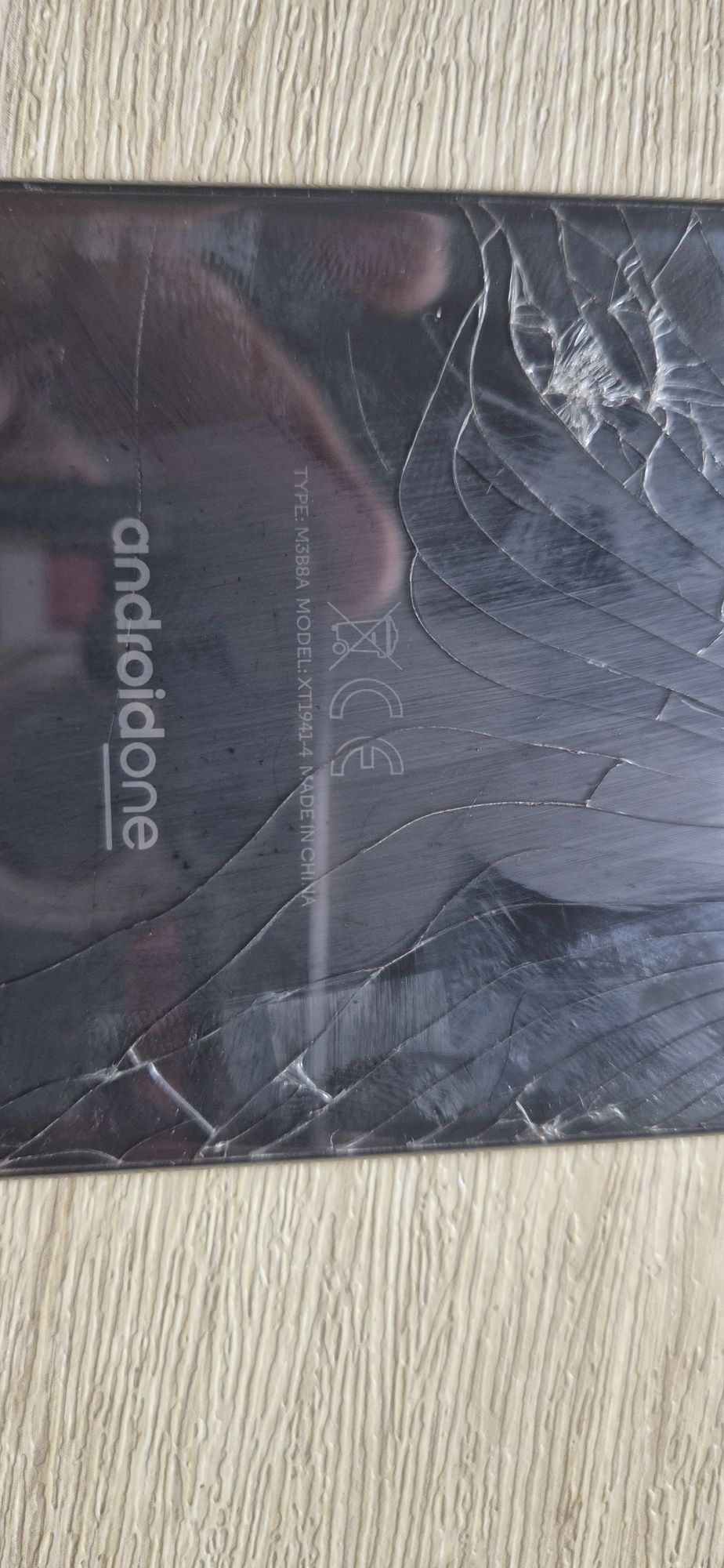 Motorola One. Xt1941-4. Na części