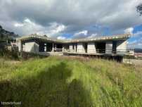 Terreno Para  Construção De Moradia Térrea - 3 Suítes - Garagem - Pisc