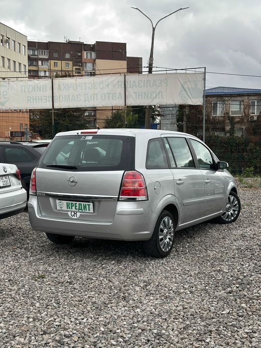 Продам Opel Zafira 2006 рік можлива розстрочка,кредит,обмін!