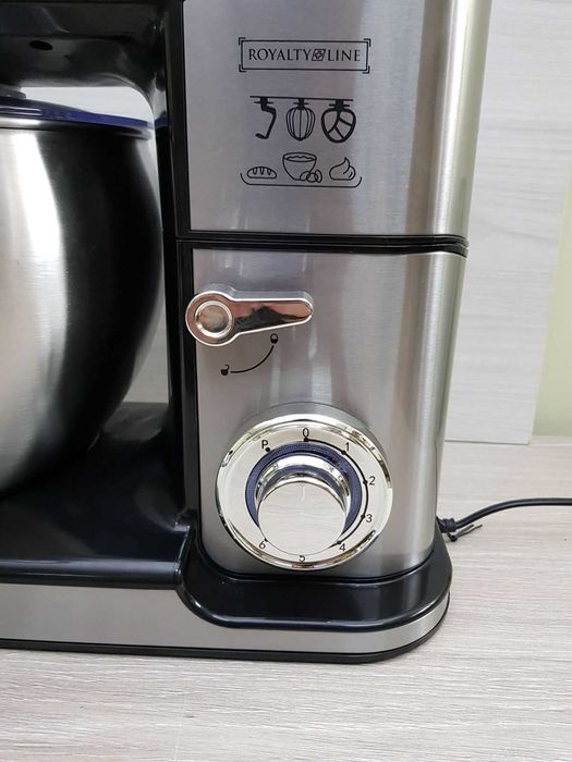 Тістоміс планетарний Royalty Line RL-PKM-2500.472.10 2500 Вт