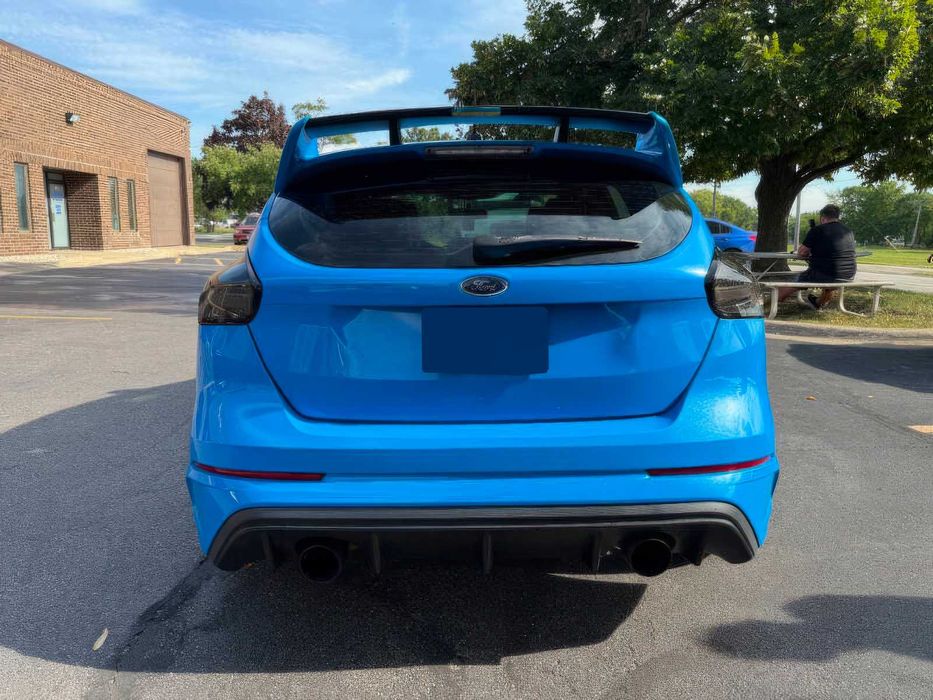 Ford Focus RS      2017
