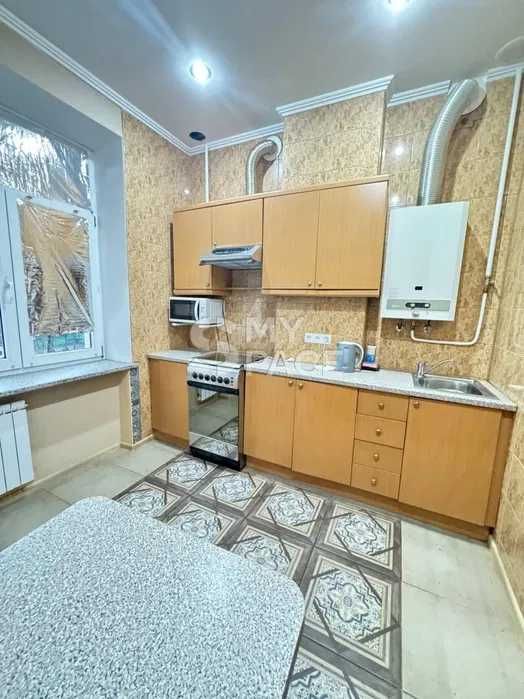 2-к. кв.  вул. Велика Васильківська, ідеальна для орендного бізнесу
