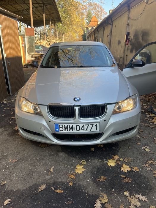 Bmw e90 e91 na czesci dzwi maska lampy i inne