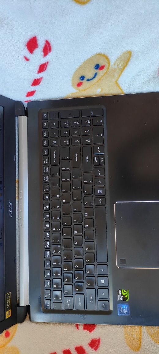 Acer Aspire 7 A715-72G (Gaming and Office).