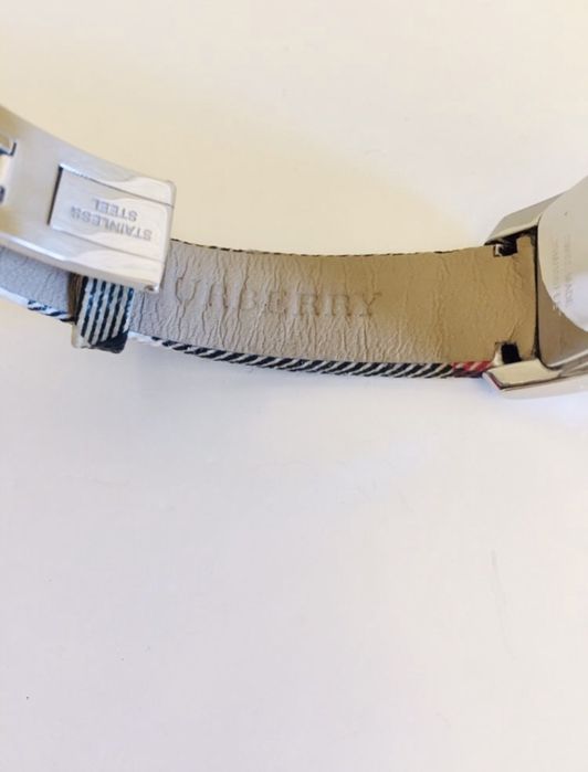 женские часы «BURBERRY”