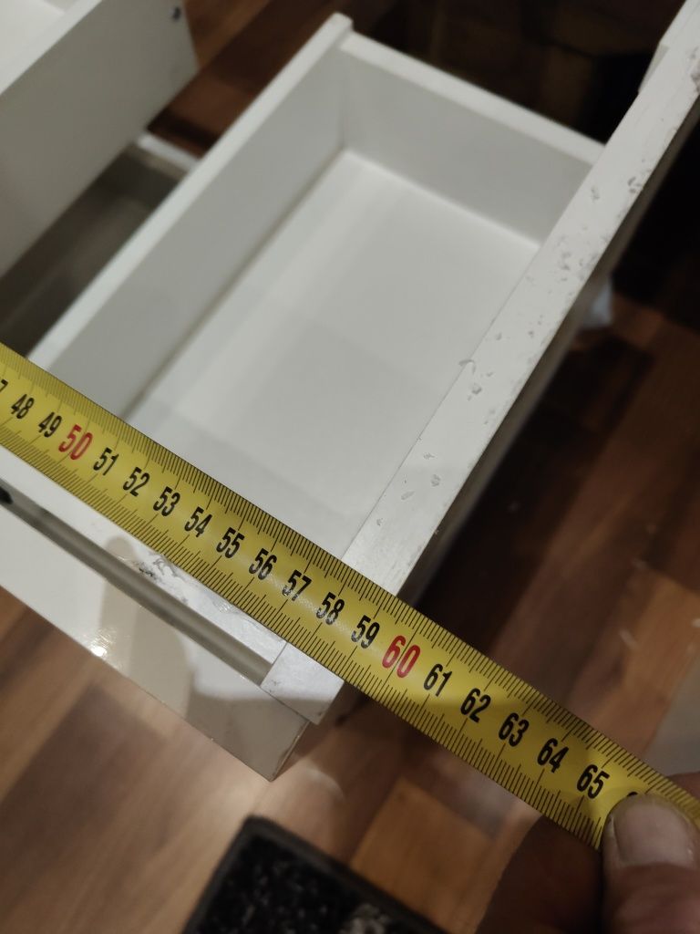 Szafka pod umywalkę