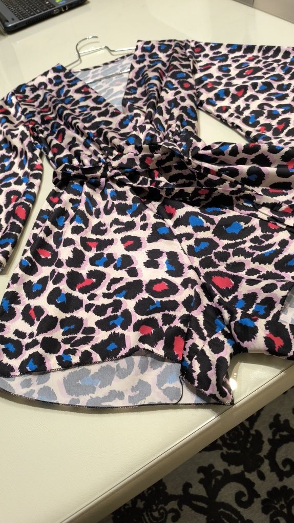 Jumpsuit em cetim