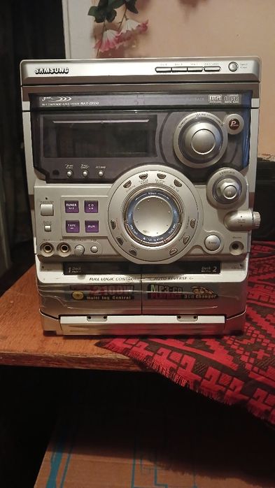 Музичний центр самсунг