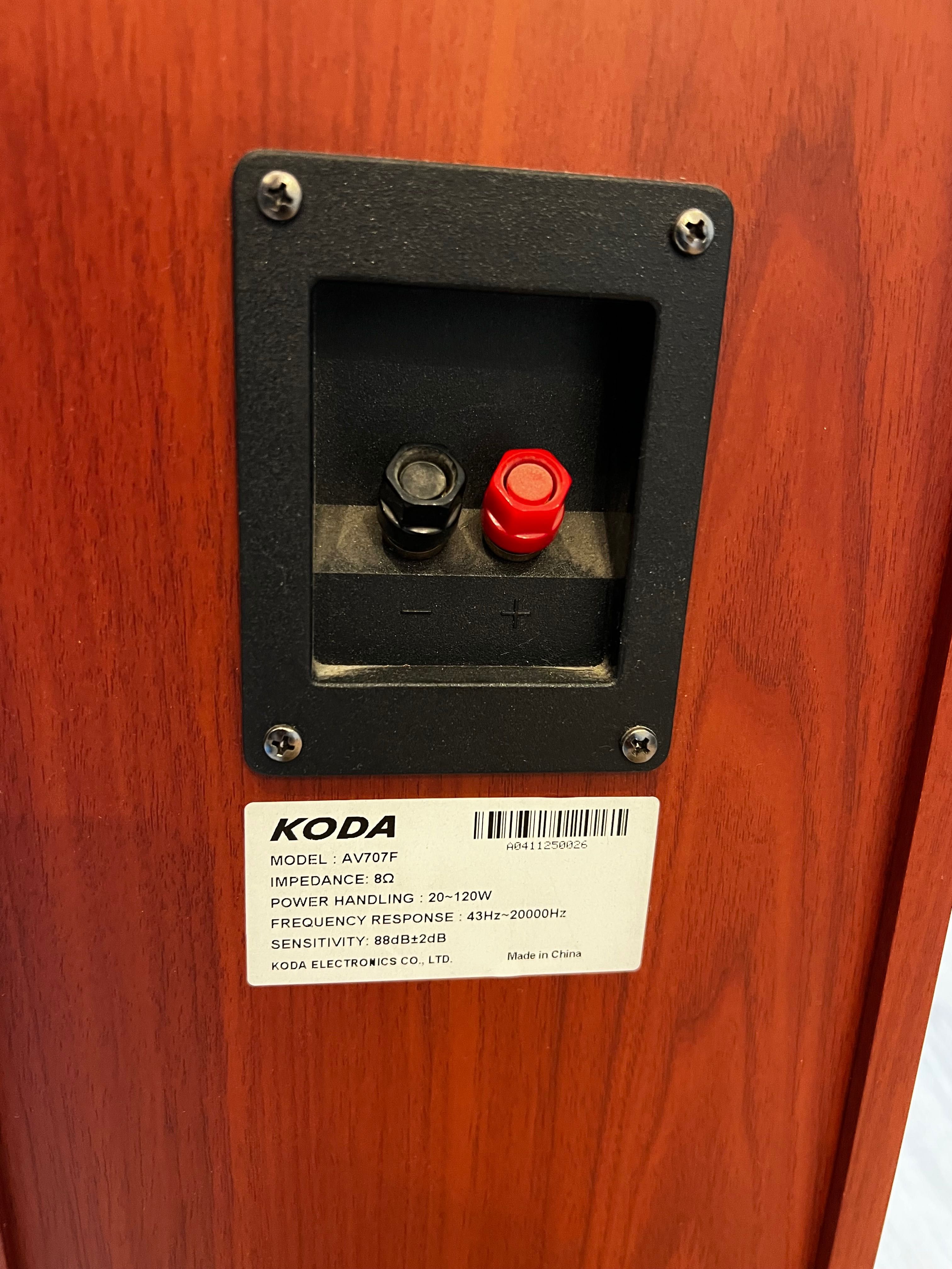 Zestaw kina domowego KODA – amplituner + 7 głośników (AV707F subwoofer