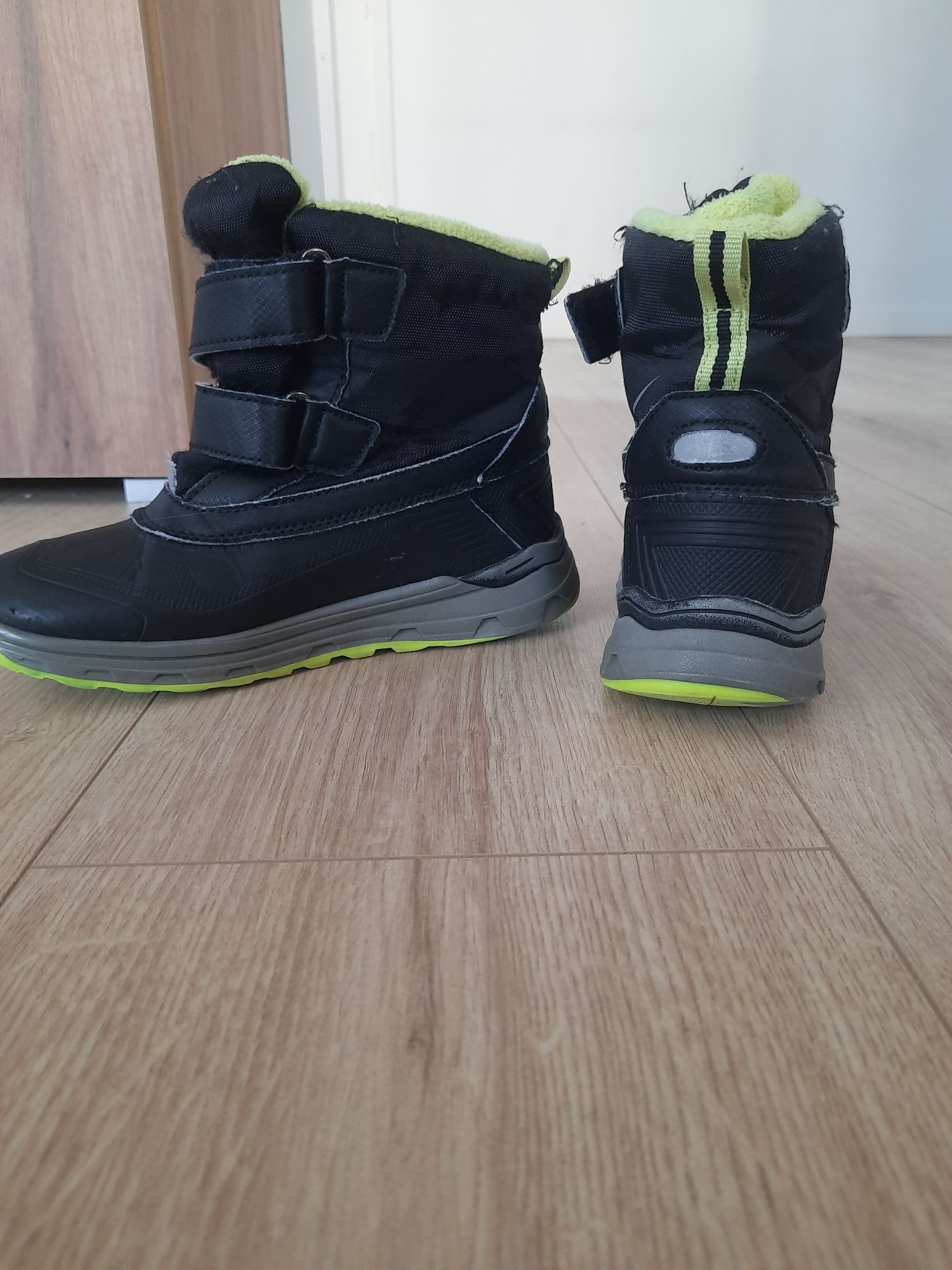 Buty zimowe r.31