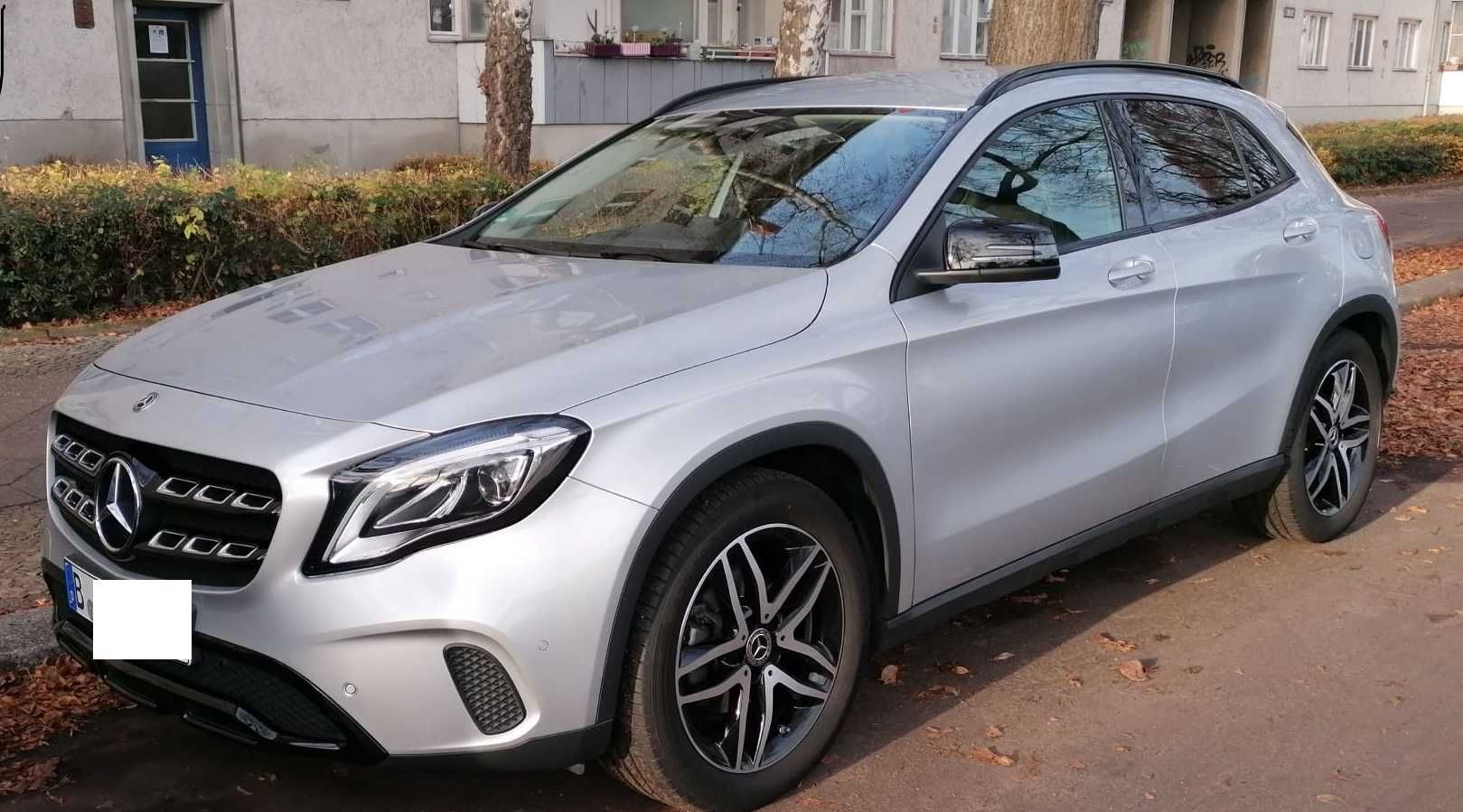 Mercedes GLA 200; 2019; Benzyna; 156 KM