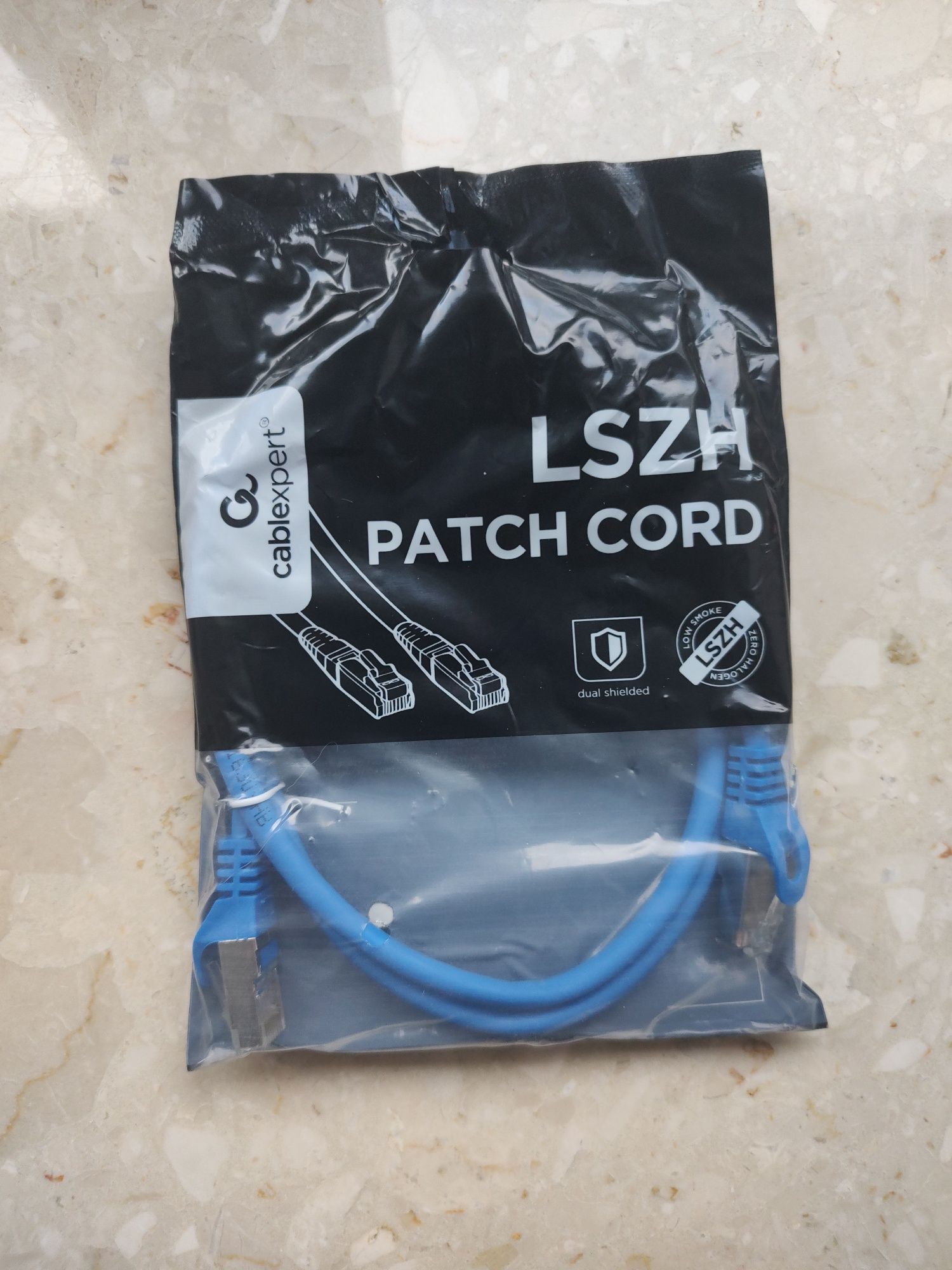 Kabel rj45 patchcord 1m pozłacane styki. NOWE!