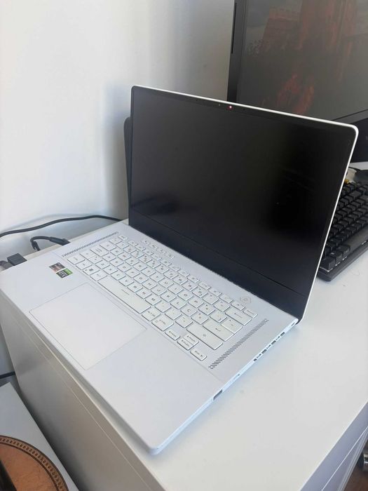 Portátil Gaming - Ryzen 9 6900 hs / RTX 3070Ti - Rog Strix