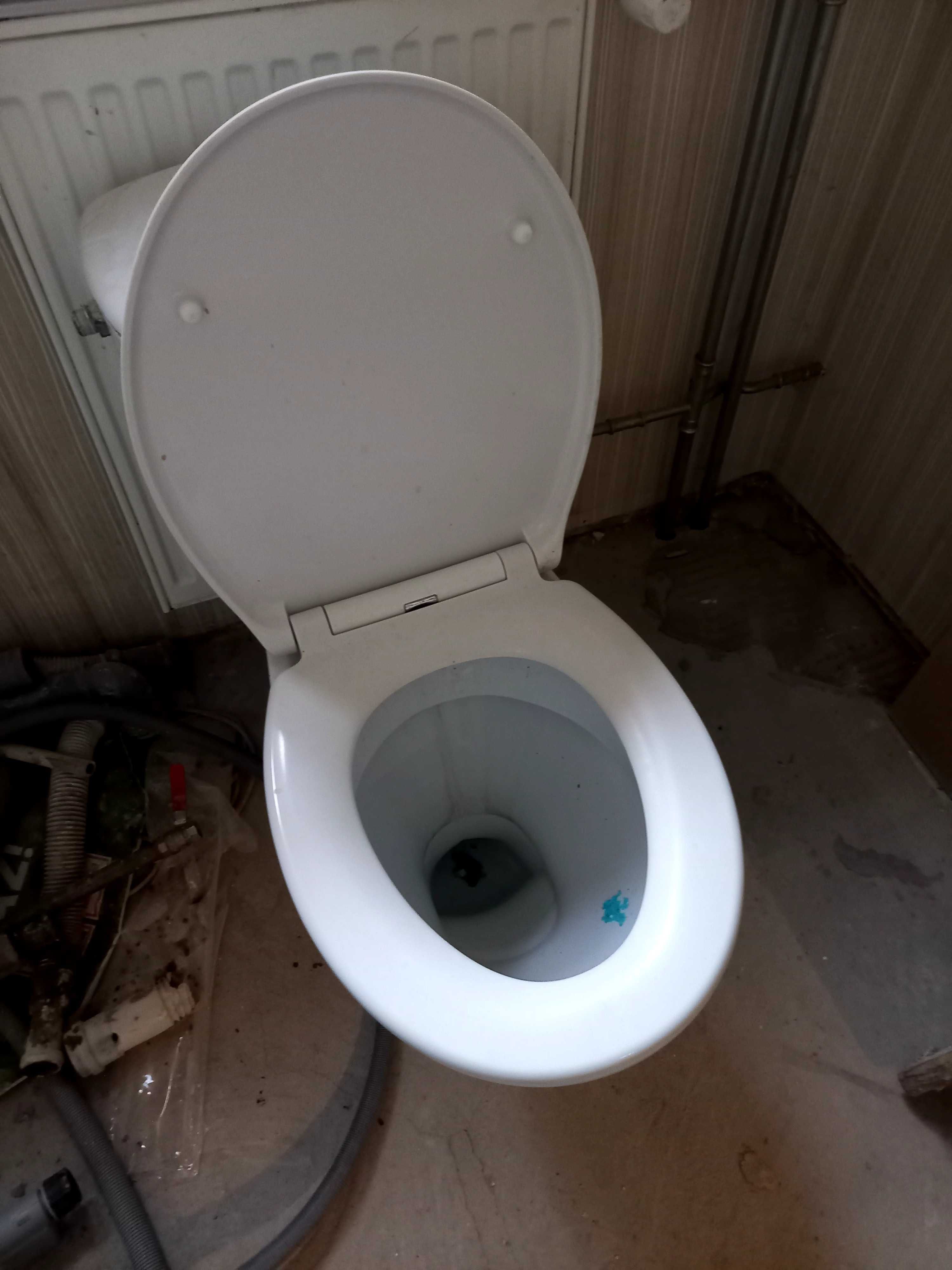 WC toaleta kibel z deską wolnoopadającą