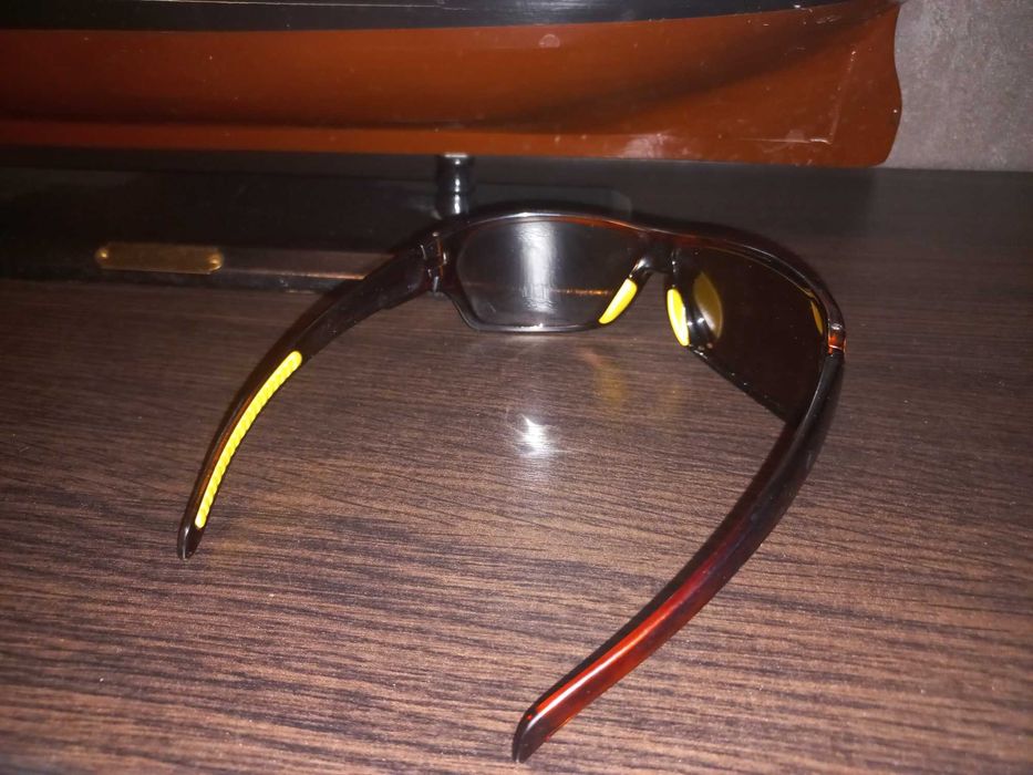 Окуляри 'Polaroid'  (original)