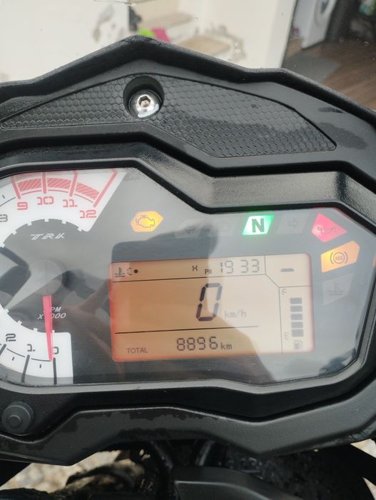 Benelli TRK 502X 2021 + Kit Malas GIVI