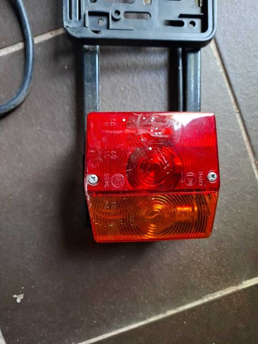 Belka oświetleniowa