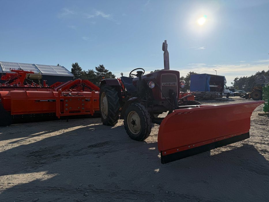 Pług do Śniegu NA PRZÓD CIĄGNIKA - 1.5 m / 2.0 m / 2.5 m - C330 MF-235