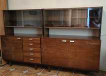 Meble szafa, komoda z witryną, brązowe połysk fornirowane, vintage PRL