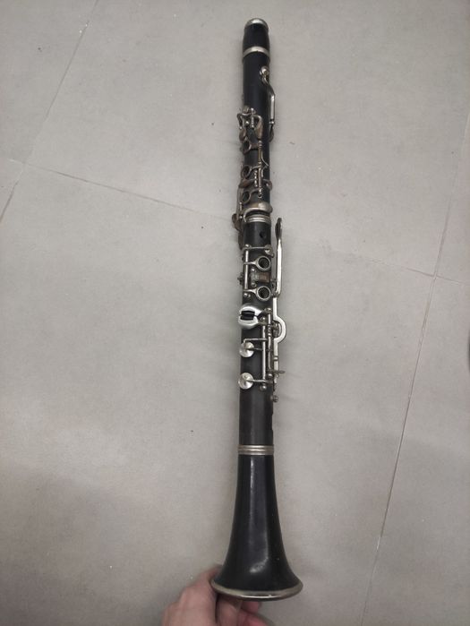 Продам кларнет не повна комплектація