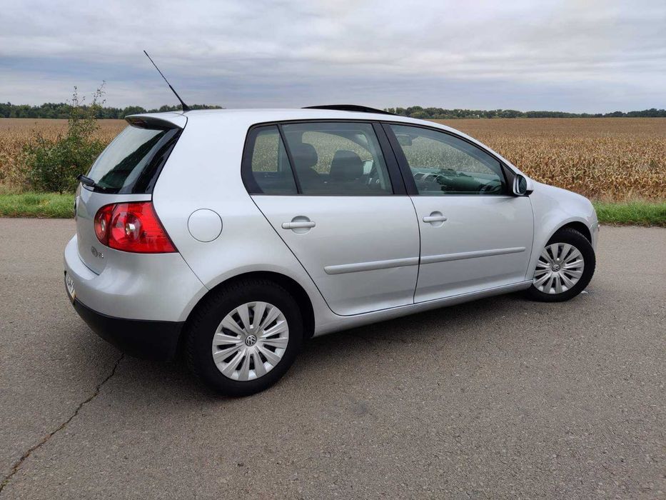 Volkswagen golf 1.6 MPI