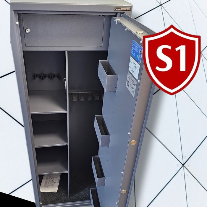 Sejf na BROŃ • szafa myśliwska klasy S1 • na 5 szt • półki • skrytka