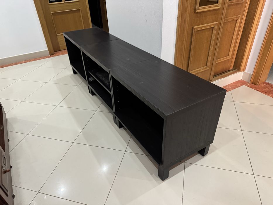 Movel TV em bom estado