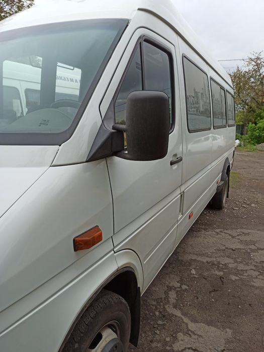 Продам Мерседес спринтер 416 автобус