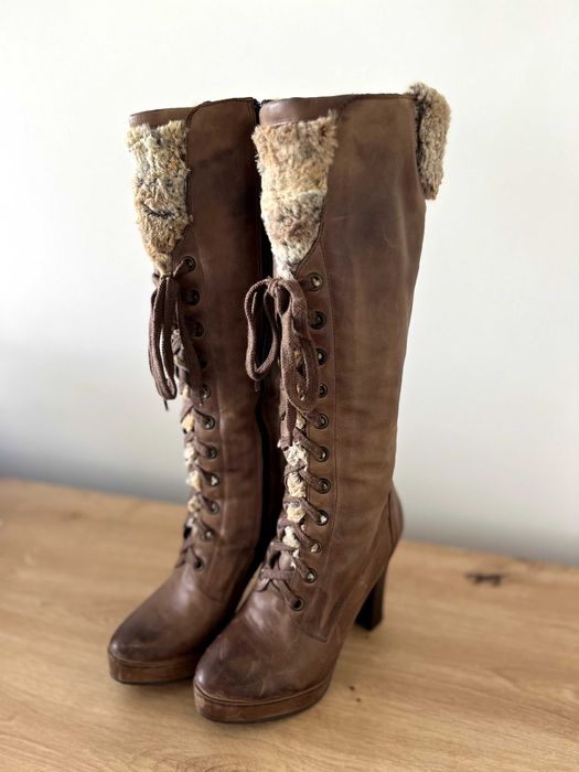 Eleganckie zimowe kozaki z futerkiem