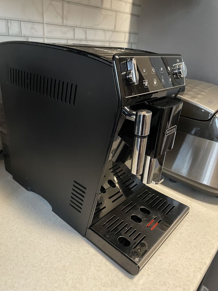 Кавомашина DeLonghi ETAM 29.510 B Autentica