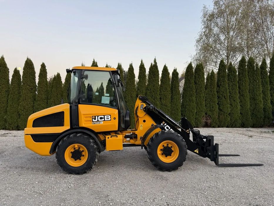 JCB 406 / 2021 ROK / SILNIK 4-CYL / PIĘKNA / ORYGINAŁ / ZADBANA / SPROWADZONA Z NIEMIEC / MAŁE GABARYTY / SILNA / 407 408 409 60 70 M 506 509  Ładowarka Liebherr Volvo CAT Kramer L30 L35 908 907 320 318 750 850