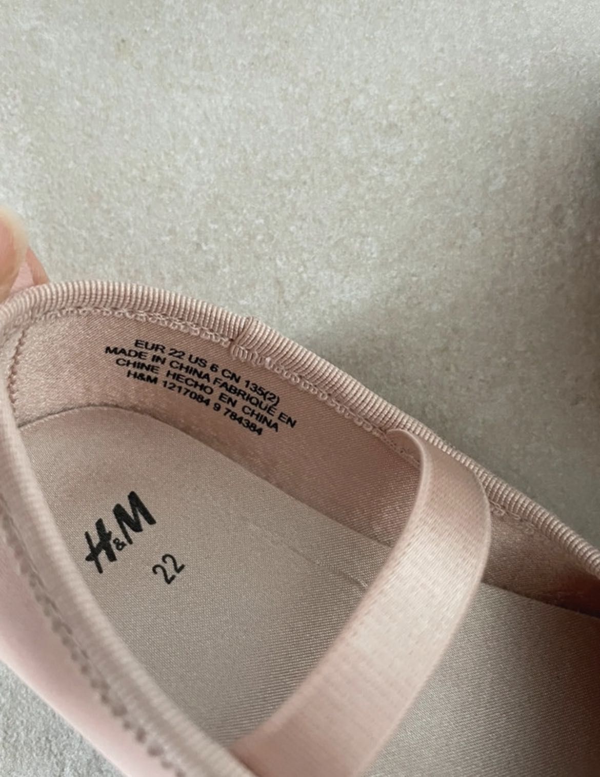 Dziecięce baleriny z firmy H&M rozmiar 22