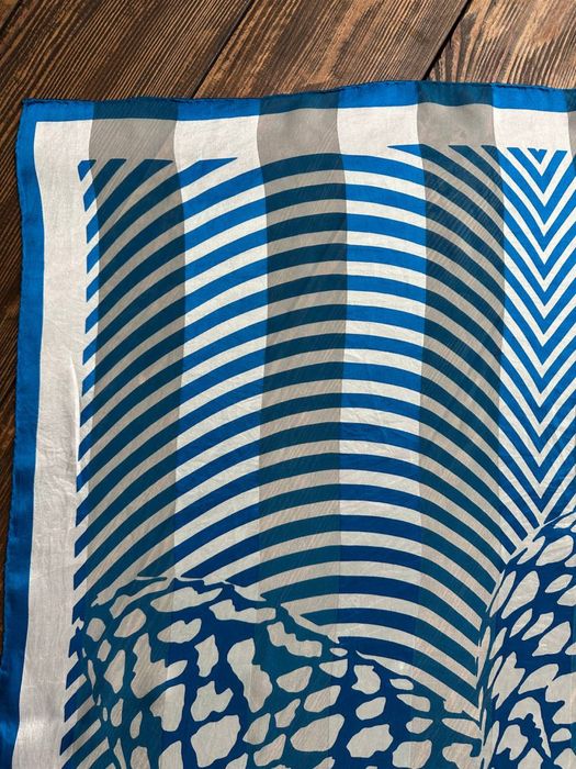 Вінтажний шовковий платок хустка valentino ( оригінал)