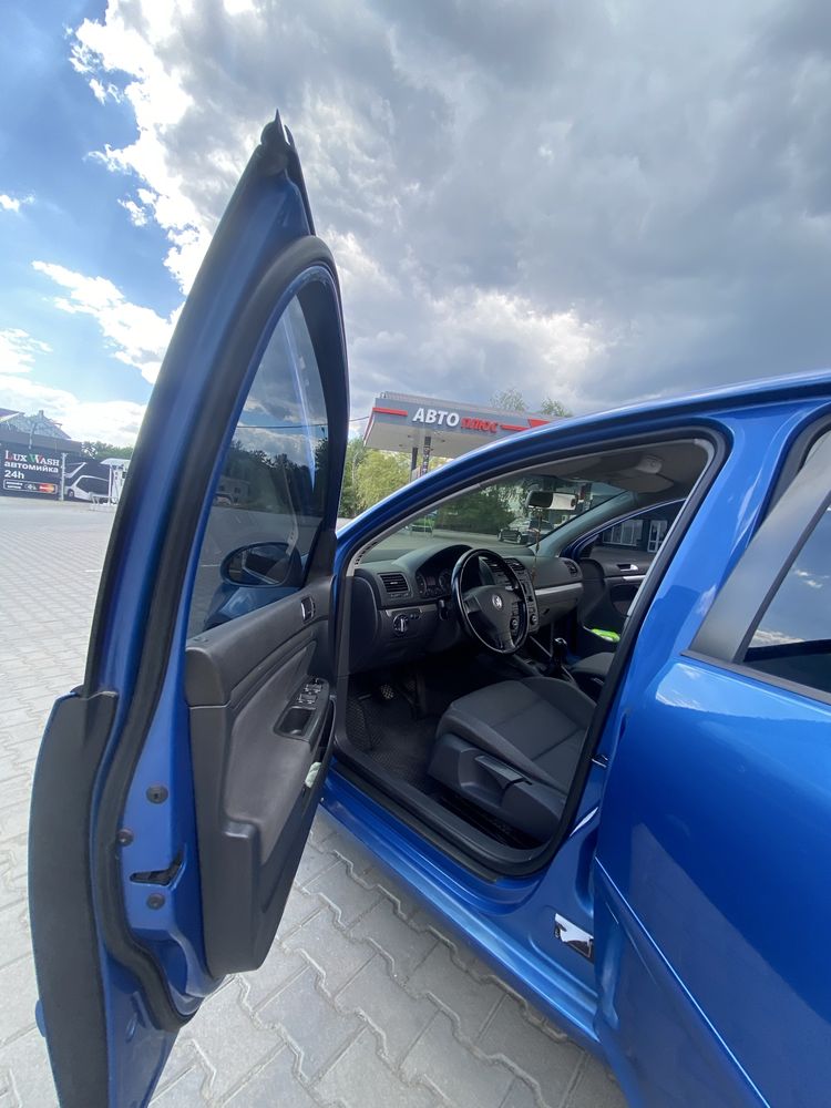 Продам golf 5 2.0 tdi
