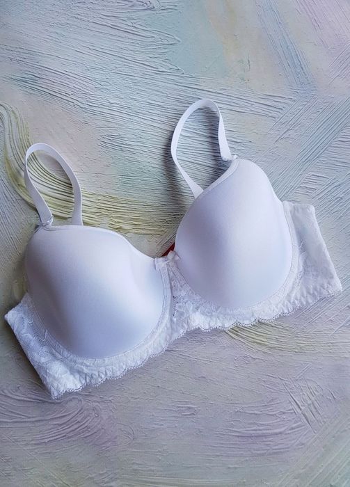 Бюстгальтер Калина з мереживом білий 80В