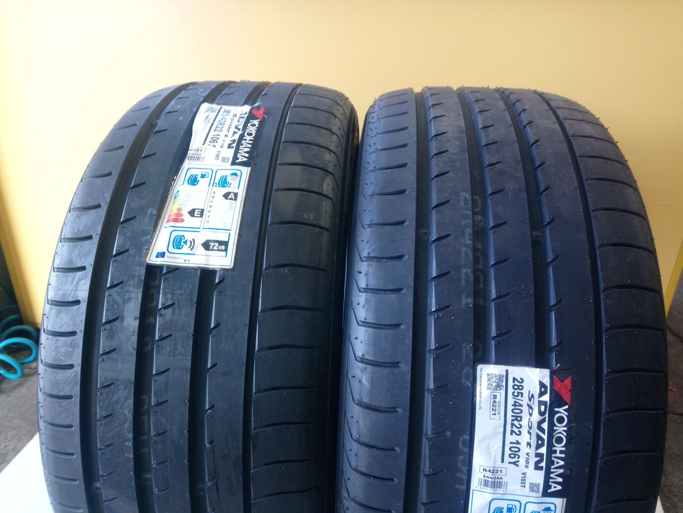 Opony NOWE letnie 285/40R22 Yokohama Advan Sport V 105