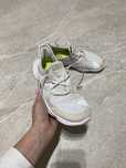 Buty do biegania run free bezowe 37