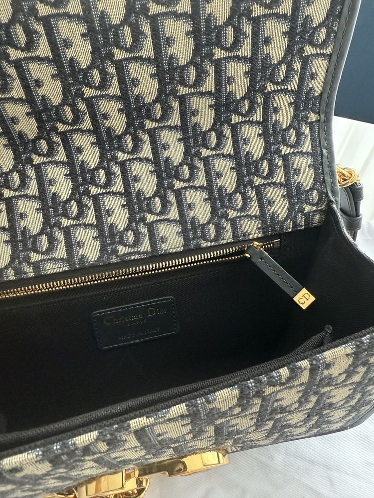 Сумка Dior 30 Montaigne