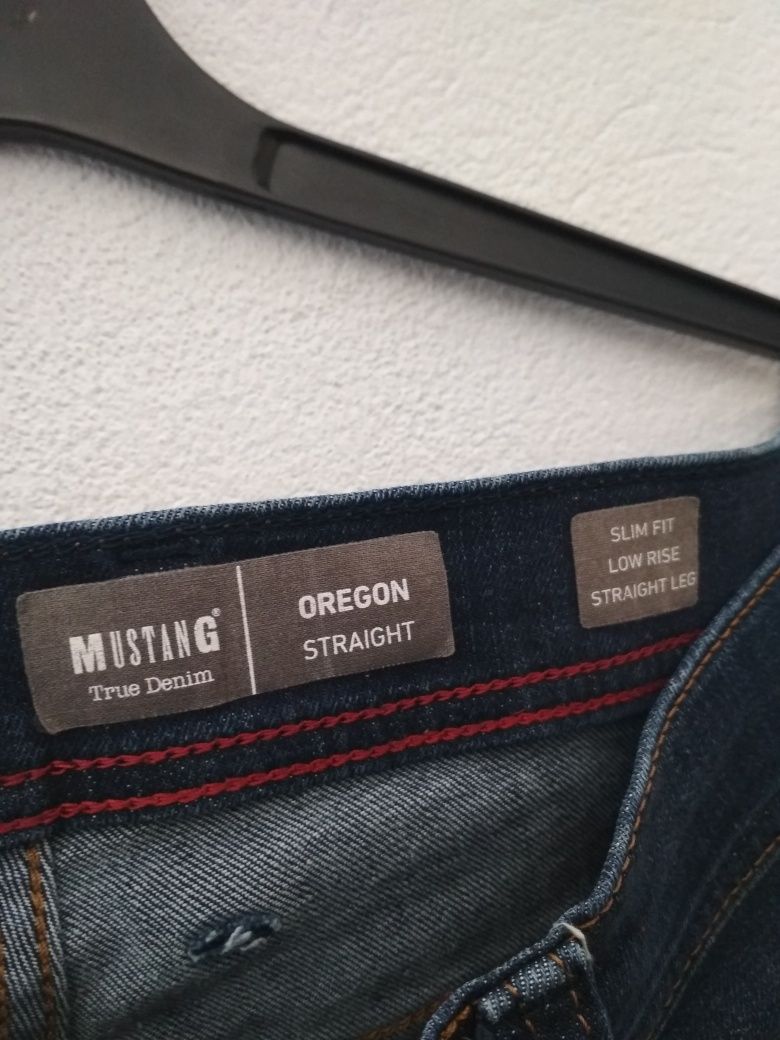 Mustang True Denim Oregon Straight jeans spodnie jeansowe W33 L32