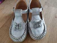 Sapatos, tamanho 25