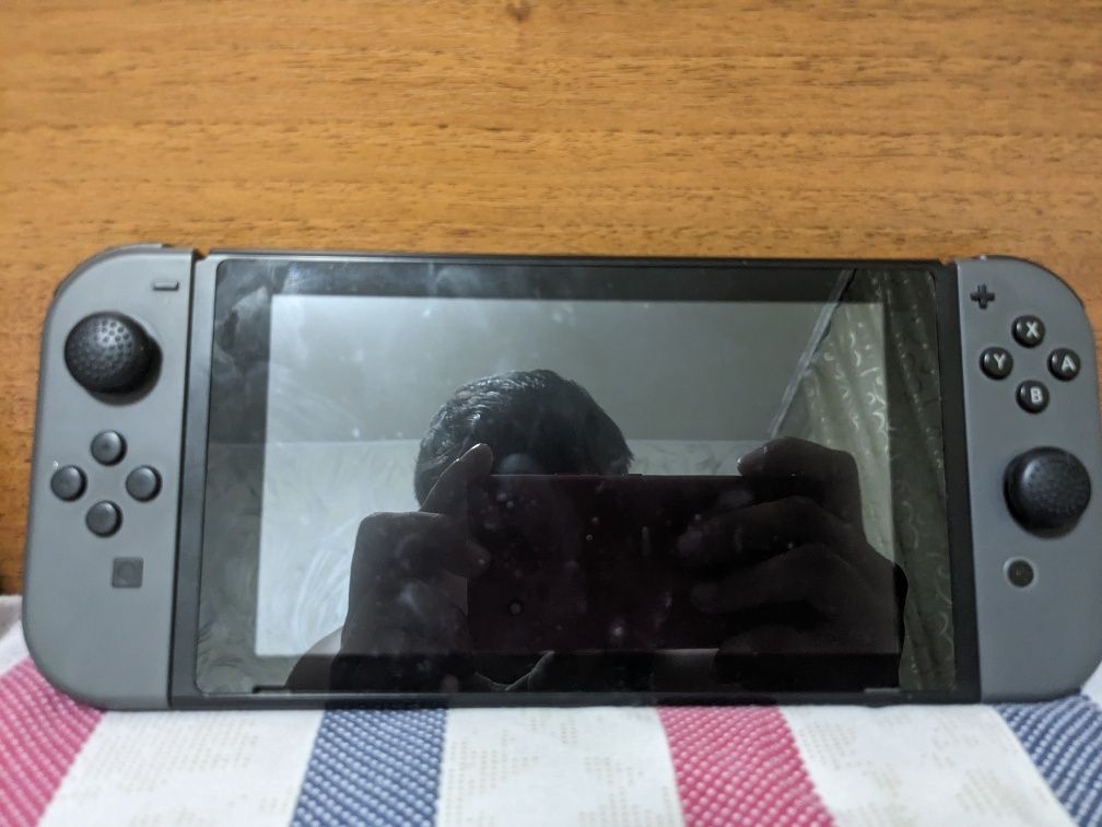 Nintendo Switch v2 blizzard edition 128гб SD card +43 игры