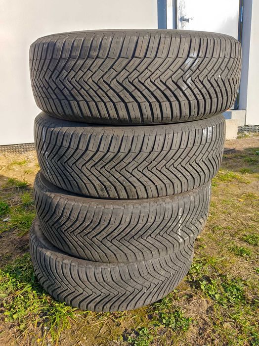 Używane opony  wielosezonowe Continental 205/60/R16