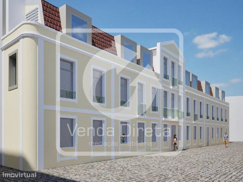 Prédio de uso misto - Comércio e Habitação, no centro histórico do ...
