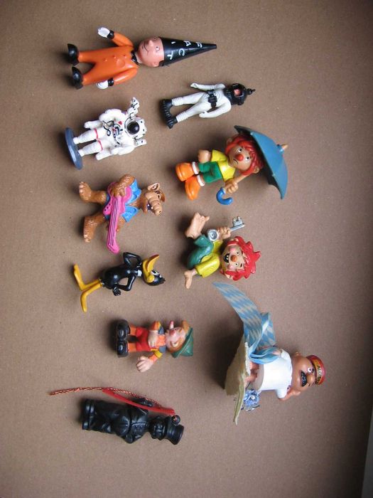 Stare figurki zabawki bajka kominiarz Alf Disney nurek kosmonauta