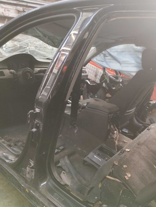 BMW E-90 запчастина б/у