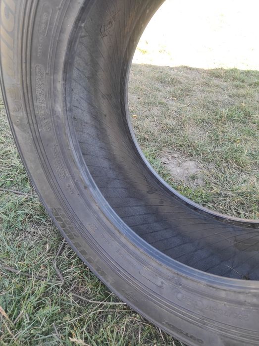 Авто покришка мішлен