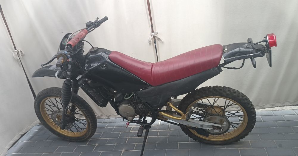 Motocykl Yamaha DT50
