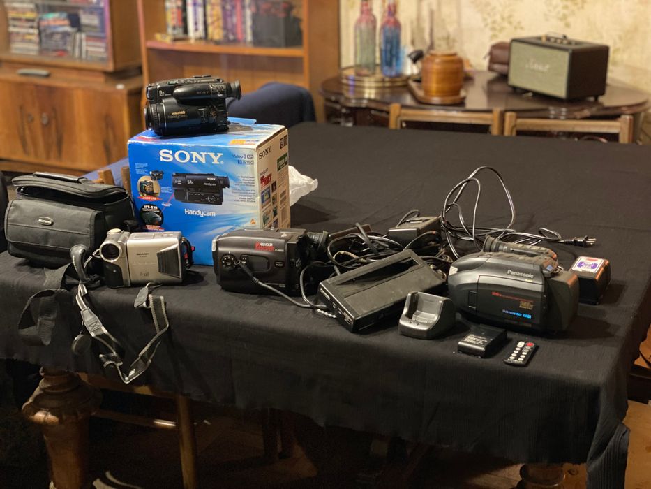 Видеокамера Sharp/Sony/Minolta/Panasonic