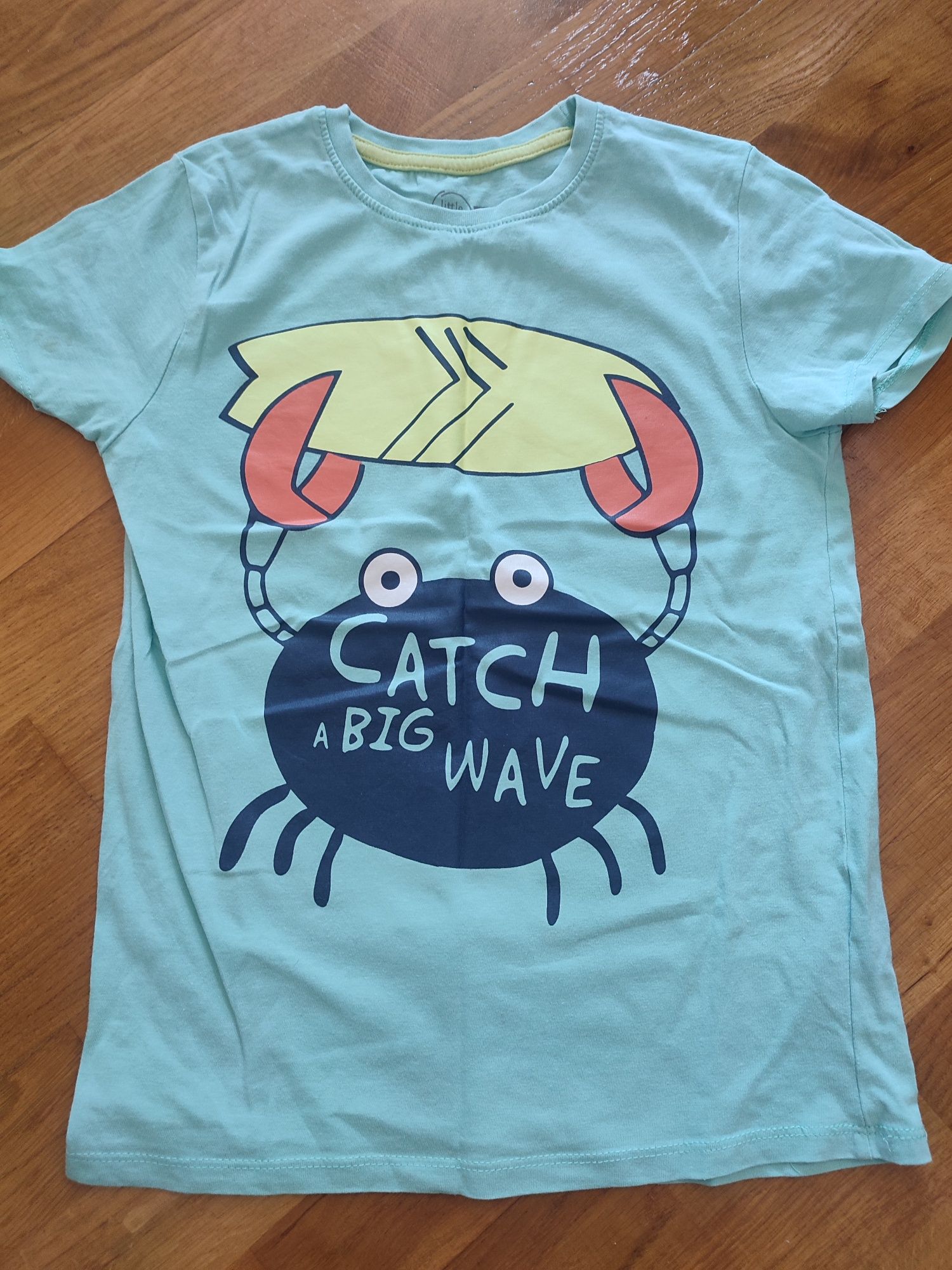 Koszulka chłopięca t-shirt nowa r. 122/134