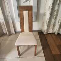 Krzesła drewniane używane